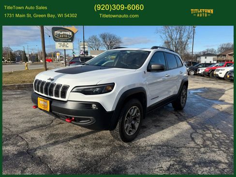 Used 2020 Jeep Cherokee Trailhawk image 1