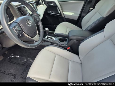 Used 2017 Toyota RAV4 Limited AWD/4WD image 13