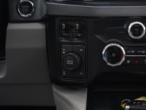 Used 2024 Ford F350 Limited w/ FX4 Off-Road Package image 20