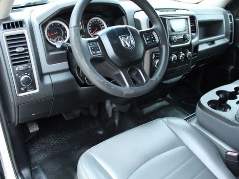 Used 2018 RAM 1500 Tradesman image 12