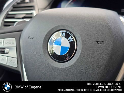 Used 2025 BMW X4 xDrive30i AWD/4WD image 33