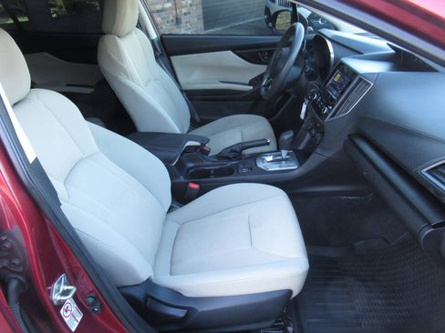 Used 2019 Subaru Impreza 2.0i Premium AWD/4WD image 5