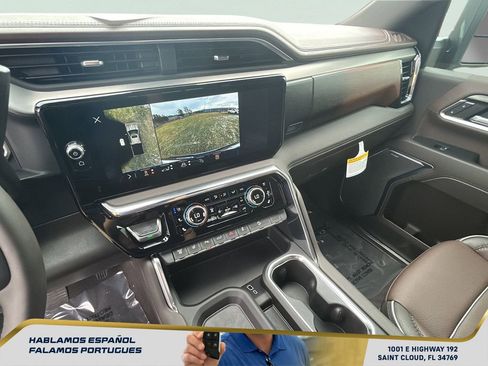 New 2026 GMC Sierra 2500 Denali w/ Denali Reserve Package AWD/4WD image 23