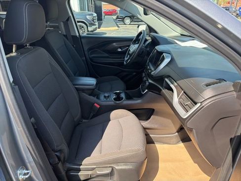 Used 2024 GMC Terrain SLE w/ Driver Convenience Package image 20
