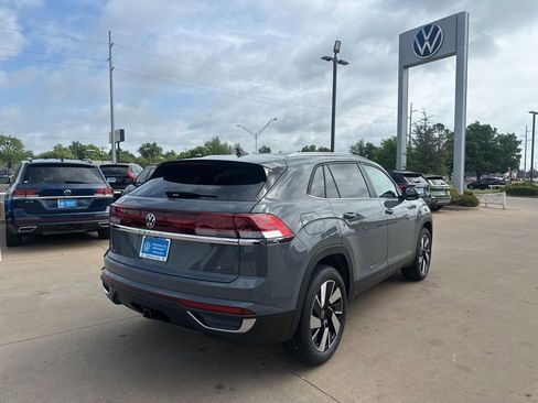New 2026 Volkswagen Atlas Cross Sport SE AWD/4WD image 5