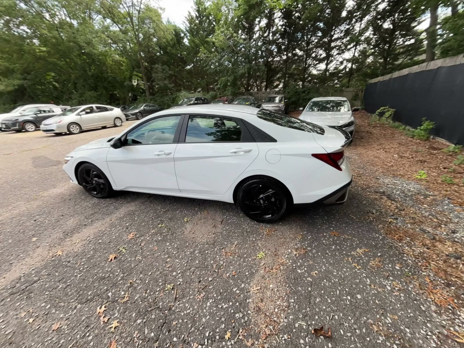 Used 2026 Hyundai Elantra Sport FWD image 8