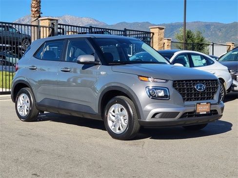 New 2026 Hyundai Venue SE image 26