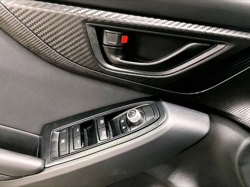 Used 2023 Subaru Crosstrek 2.0i Premium image 34