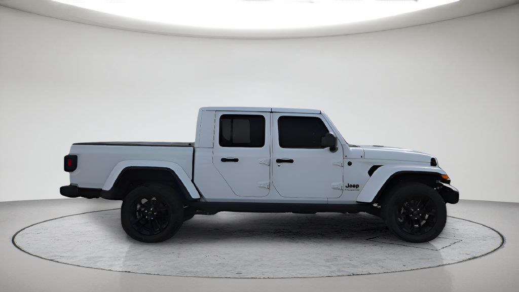Used 2025 Jeep Gladiator Sport AWD/4WD image 8