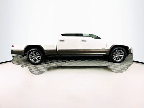 Used 2017 Ford F150 Lariat w/ Equipment Group 502A Luxury image 10