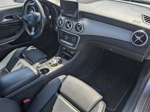 Used 2018 Mercedes-Benz CLA 250 image 19