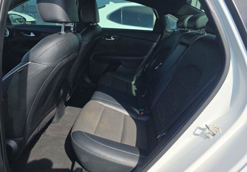 Used 2024 Kia Forte GT-Line w/ GT-Line Premium Package FWD image 14