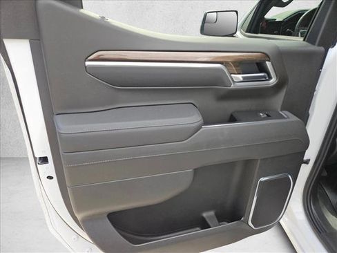 New 2026 Chevrolet Silverado 1500 LT image 12