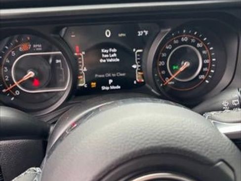 New 2026 Jeep Wrangler Unlimited Sahara image 34