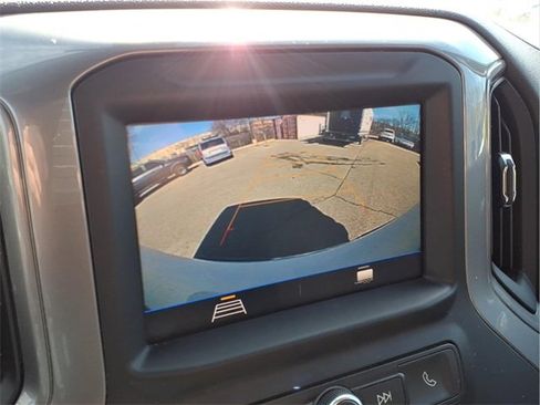 Used 2020 Chevrolet Silverado 1500 Custom w/ Custom Value Package image 16