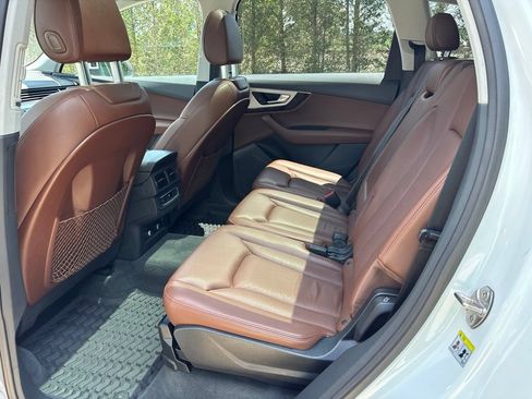 Used 2019 Audi Q7 2.0T Premium AWD/4WD image 22