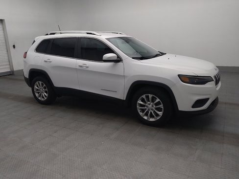 Used 2019 Jeep Cherokee Latitude w/ Popular Appearance Group FWD image 11