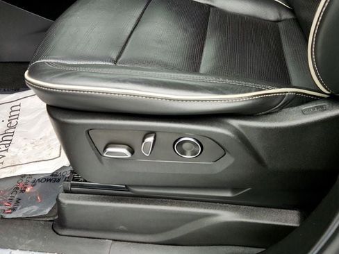 Used 2021 Cadillac Escalade Sport image 12