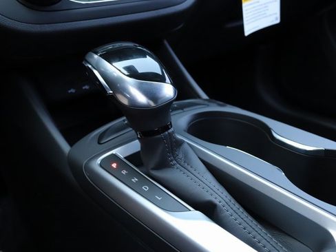 New 2025 Buick Envista Preferred w/ Advanced Safety Package image 24