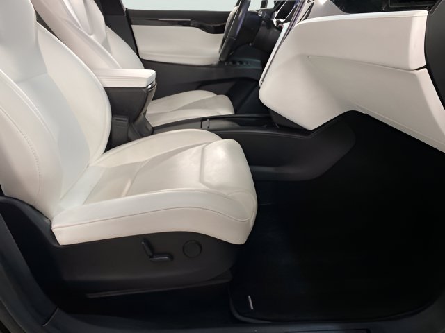 Used 2018 Tesla Model X 75D AWD/4WD image 53