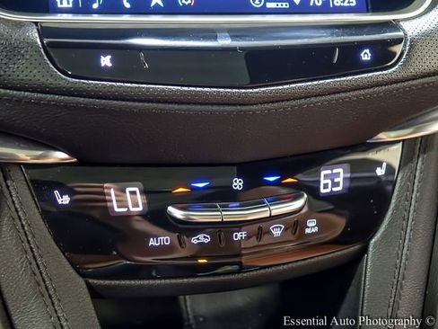 Certified 2023 Cadillac XT5 Premium Luxury FWD image 18