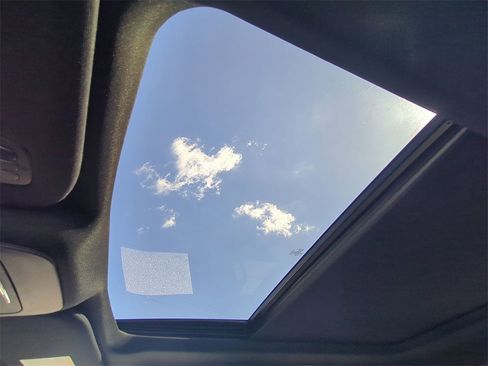 Used 2023 Ford F150 Lightning Lariat w/ Equipment Group 511A High image 23