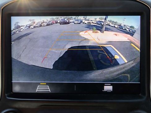 Used 2020 Chevrolet Silverado 1500 LT w/ All-Star Edition image 18