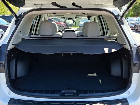 Used 2024 Subaru Forester Premium AWD/4WD image 30