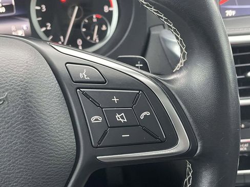 Used 2019 INFINITI QX30 Premium w/ Navigation Package image 11