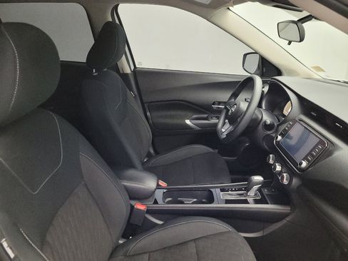 Used 2024 Nissan Kicks SV FWD image 21