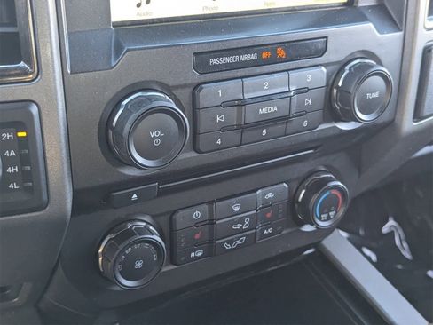 Used 2018 Ford F150 Raptor w/ Equipment Group 801A Mid image 27