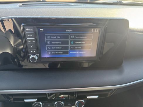 Used 2025 Nissan Kicks S FWD image 4