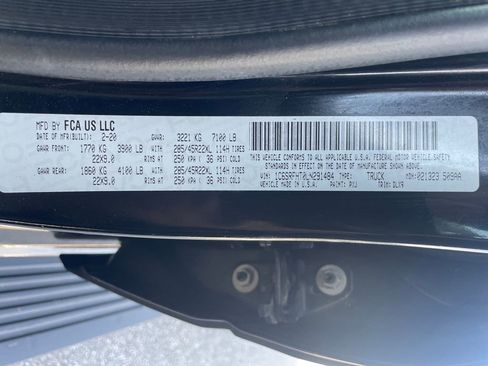 Used 2020 RAM 1500 Limited w/ Black Appearance Package image 17