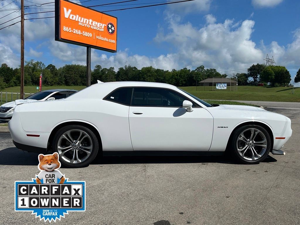 Used 2021 Dodge Challenger R/T RWD image 9