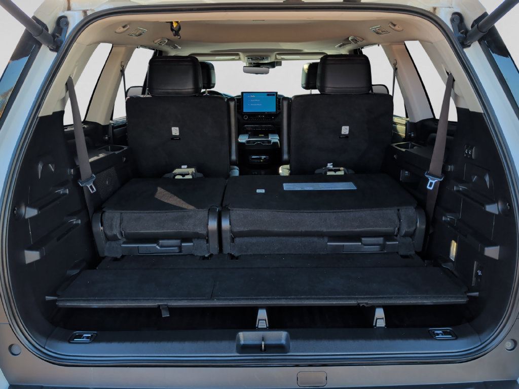 Used 2023 Toyota Sequoia TRD Pro AWD/4WD image 38