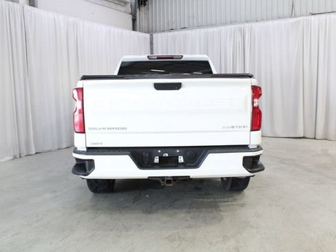 Used 2021 Chevrolet Silverado 1500 Custom AWD/4WD image 23