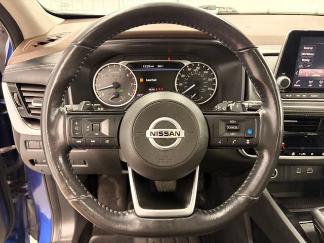 Used 2021 Nissan Rogue SV AWD/4WD image 16