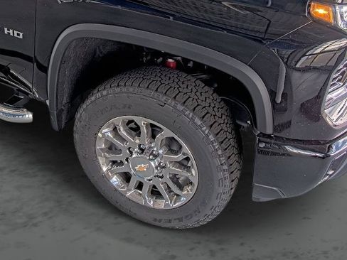 New 2026 Chevrolet Silverado 2500 LT w/ Z71 Chrome Sport Edition AWD/4WD image 14