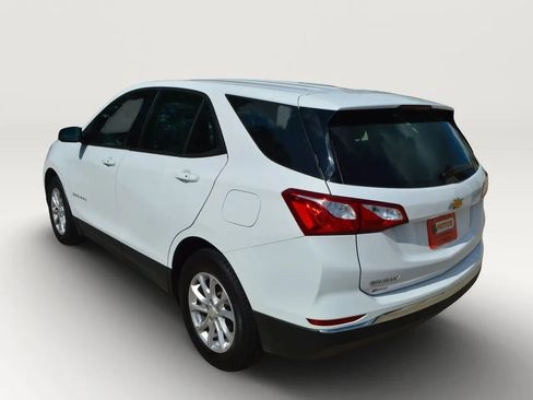Used 2018 Chevrolet Equinox LS FWD image 6