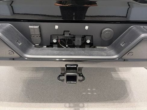 New 2026 Chevrolet Silverado 2500 ZR2 AWD/4WD image 8