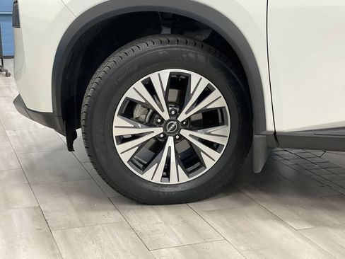 Used 2023 Nissan Rogue SV w/ SV Premium B Package image 35