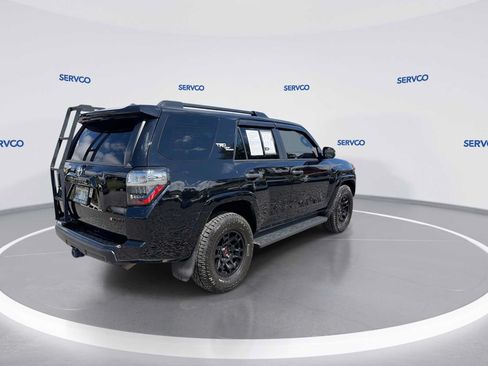 Used 2023 Toyota 4Runner TRD Off-Road Premium AWD/4WD image 8