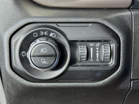 Used 2020 Jeep Gladiator Sport w/ Trailer Tow Package image 11