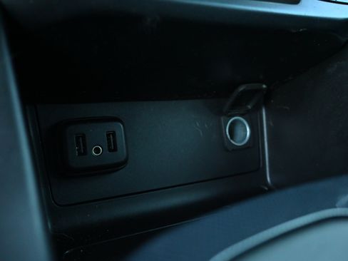 Used 2019 Chevrolet Colorado Z71 image 35