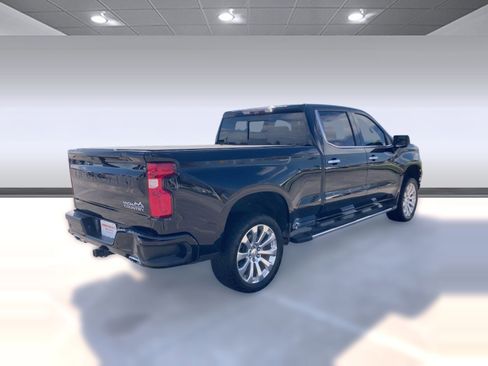 Used 2021 Chevrolet Silverado 1500 High Country w/ Technology Package image 8