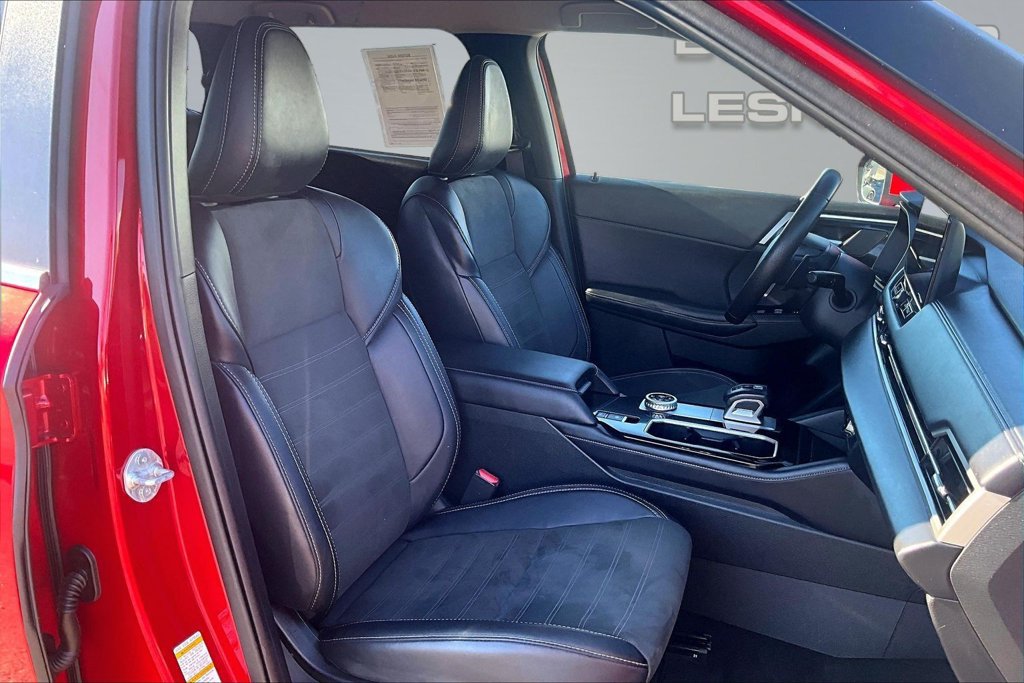 Used 2025 Mitsubishi Outlander AWD image 7
