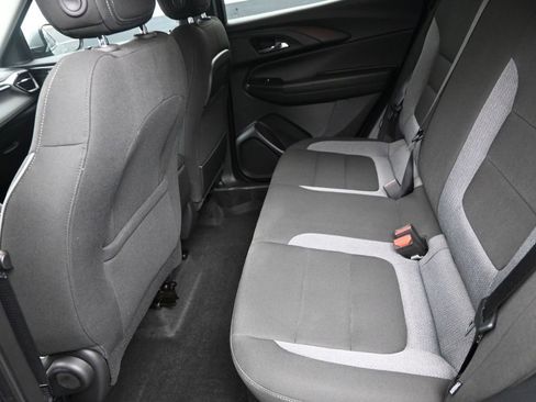 Used 2024 Chevrolet TrailBlazer LT FWD image 14