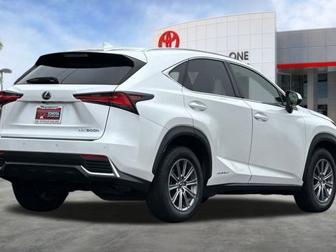Used 2019 Lexus NX 300h AWD image 4
