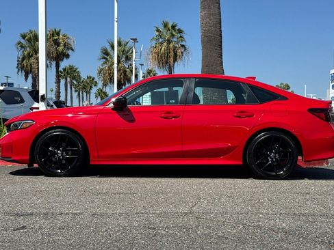 Used 2025 Honda Civic Sport image 2