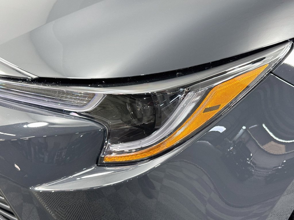 New 2027 Toyota Corolla LE FWD image 3